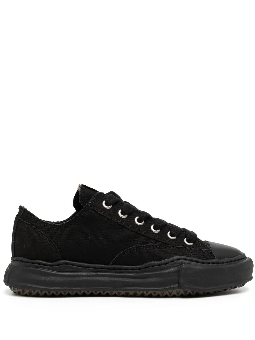 Maison MIHARA YASUHIRO tenis bajos - negro