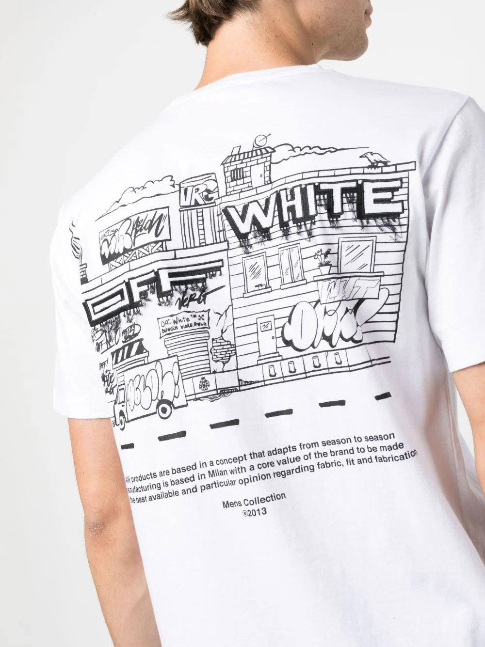 Playera Off-White con estampado gráfico