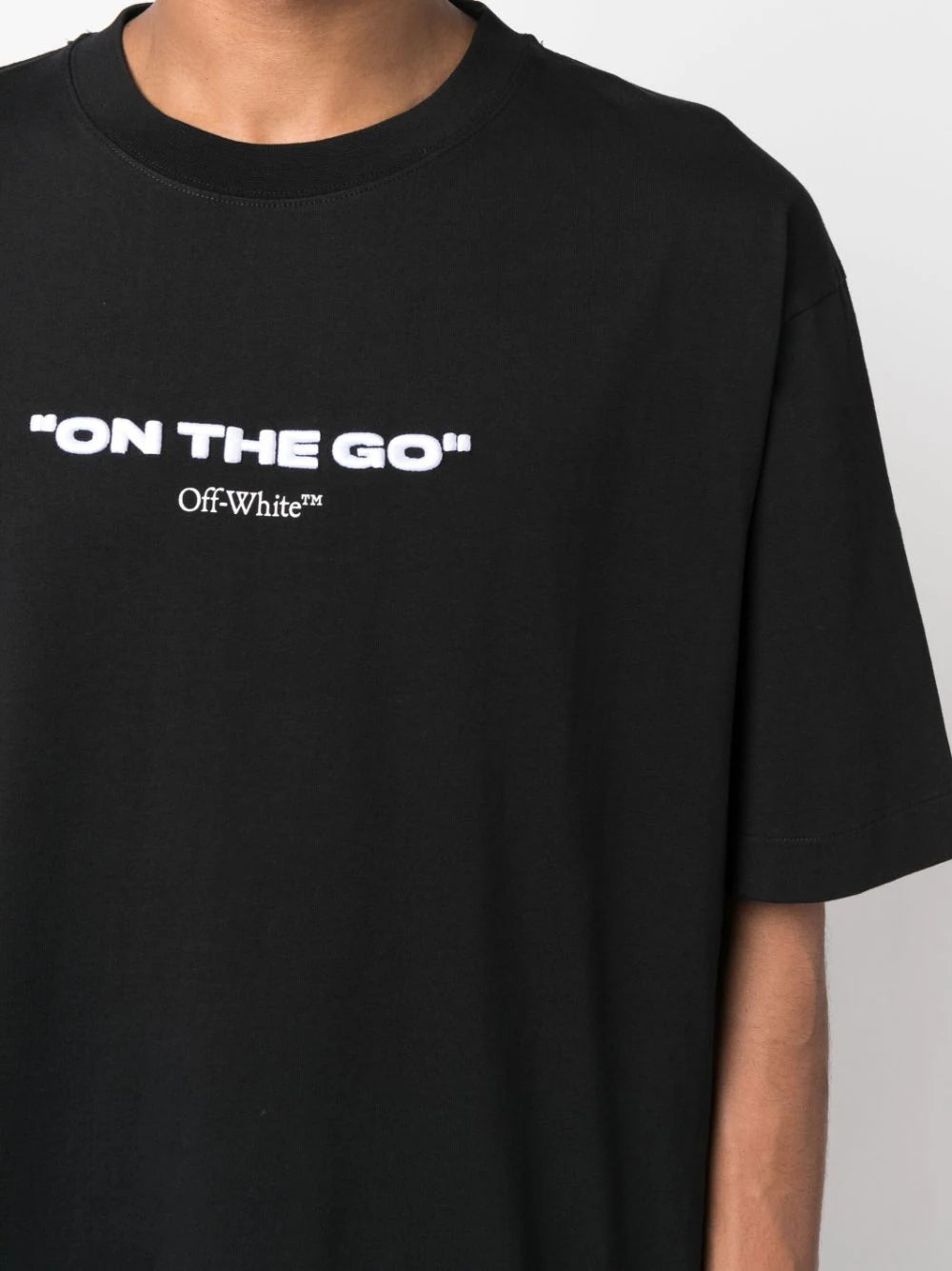 Playera Off-White On the Go cotton