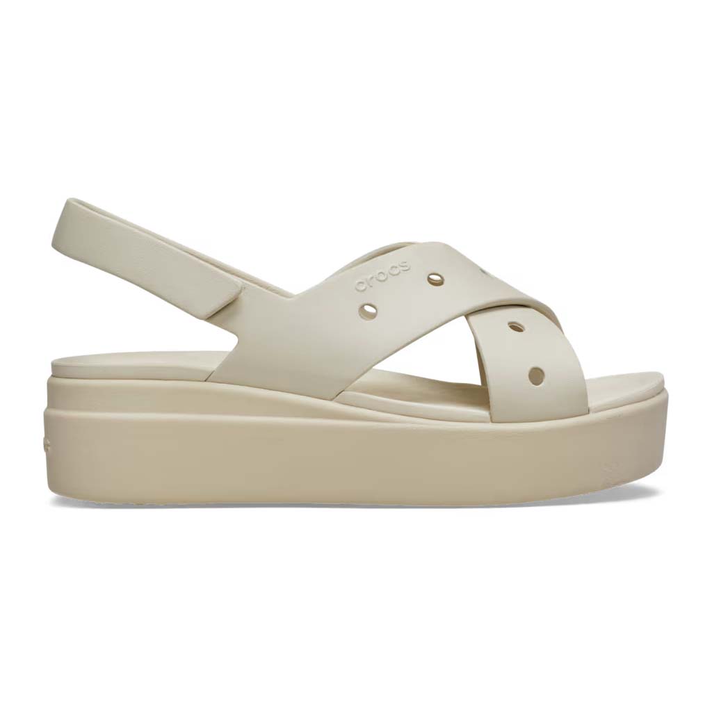 Crocs Women's Brooklyn 4U Cross Strap Sandal - Café 2MC - vista 1