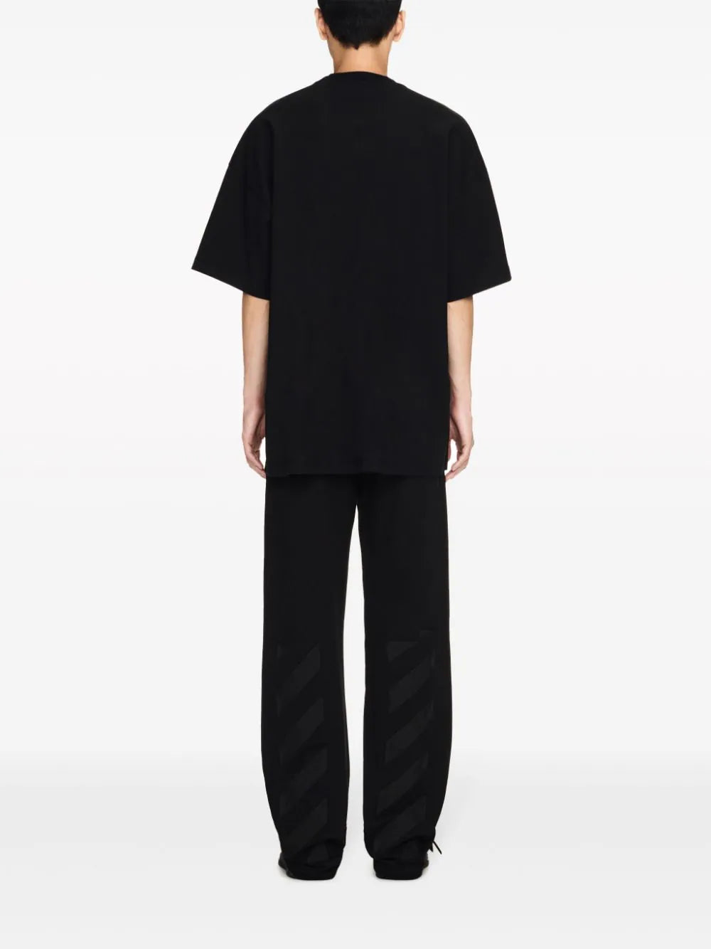 Playera Off-White con logo estampado