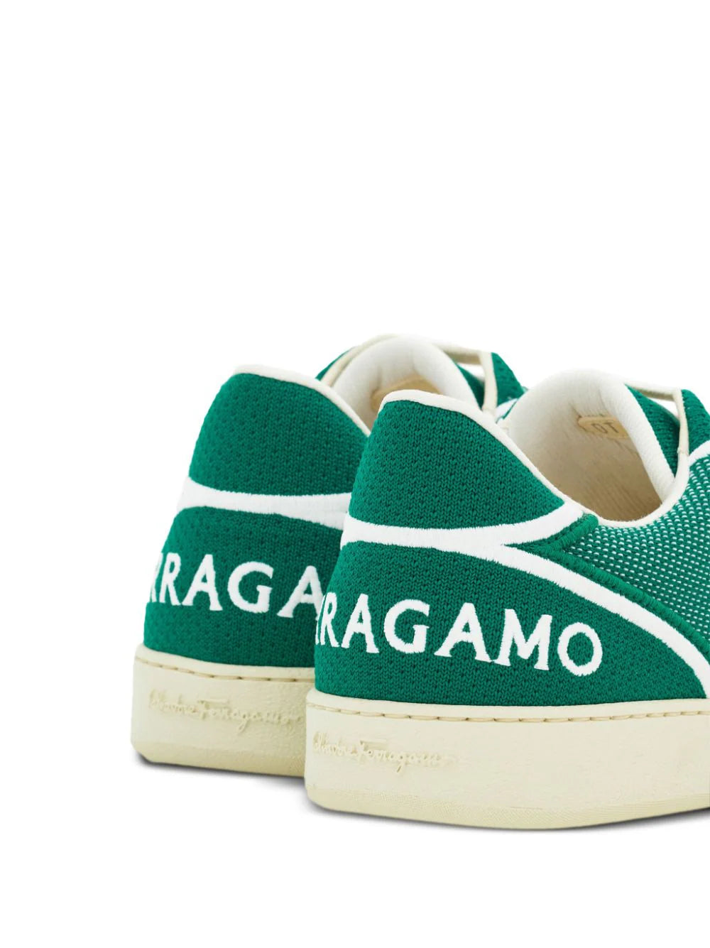 Ferragamo tenis con logo bordado y paneles