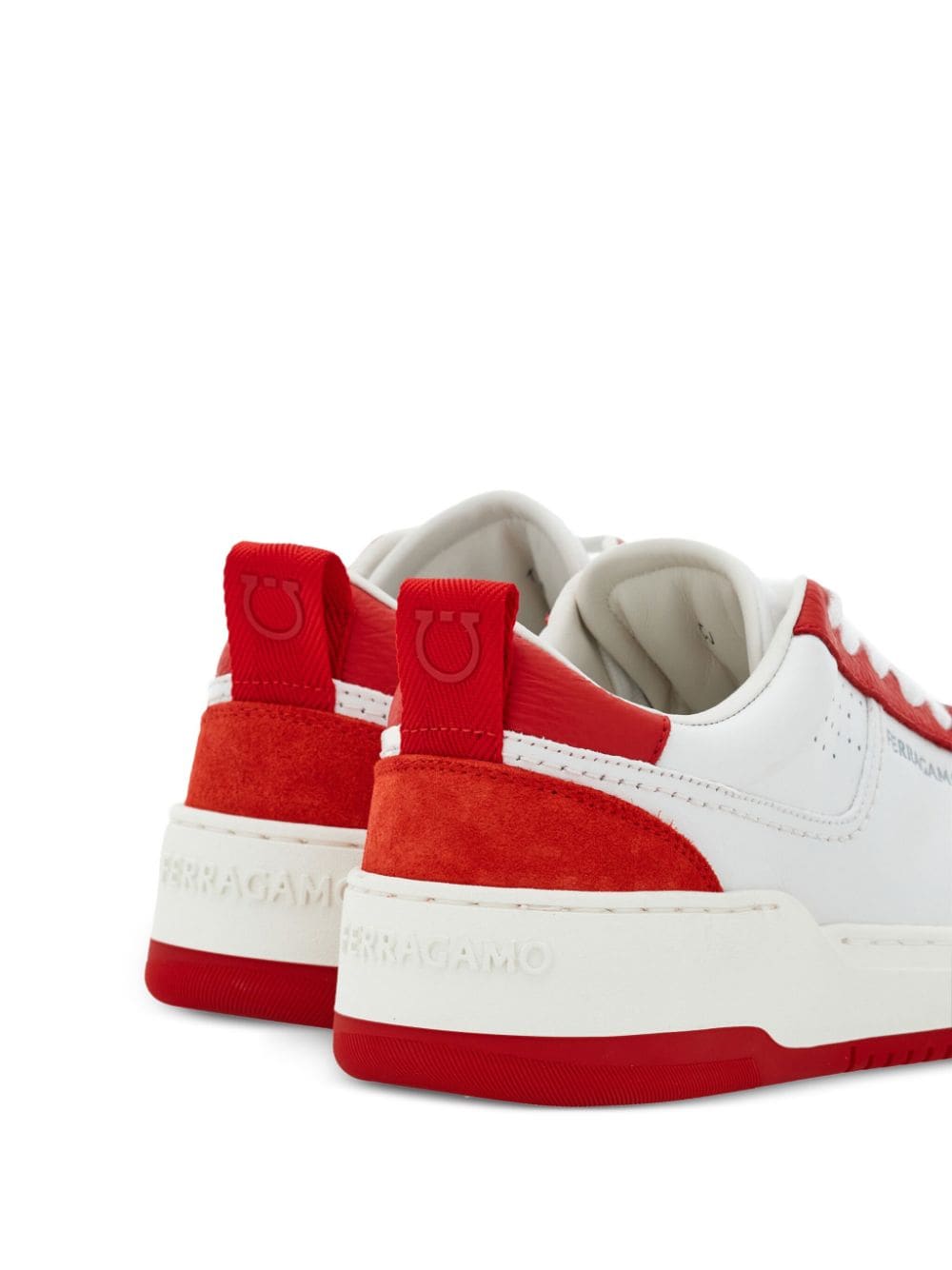 Ferragamo tenis con paneles