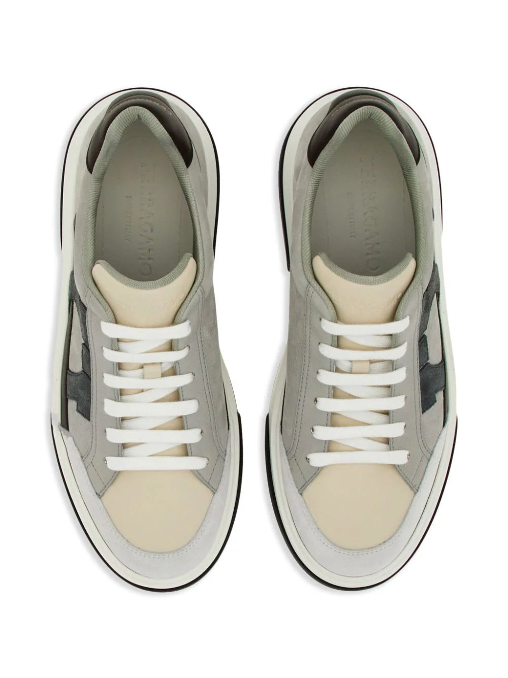 Ferragamo tenis con bordado Gancini