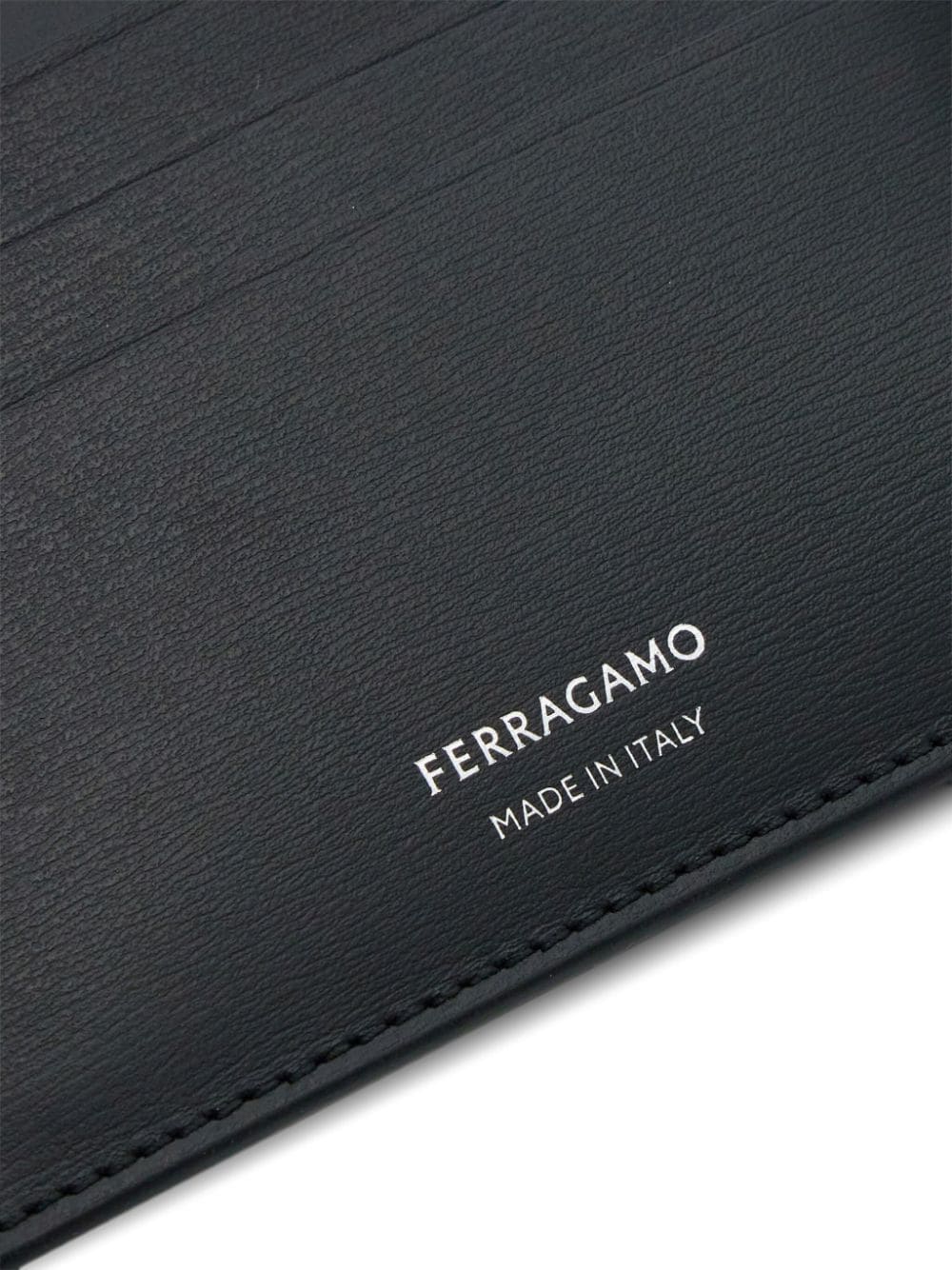 Ferragamo tarjetero Classic