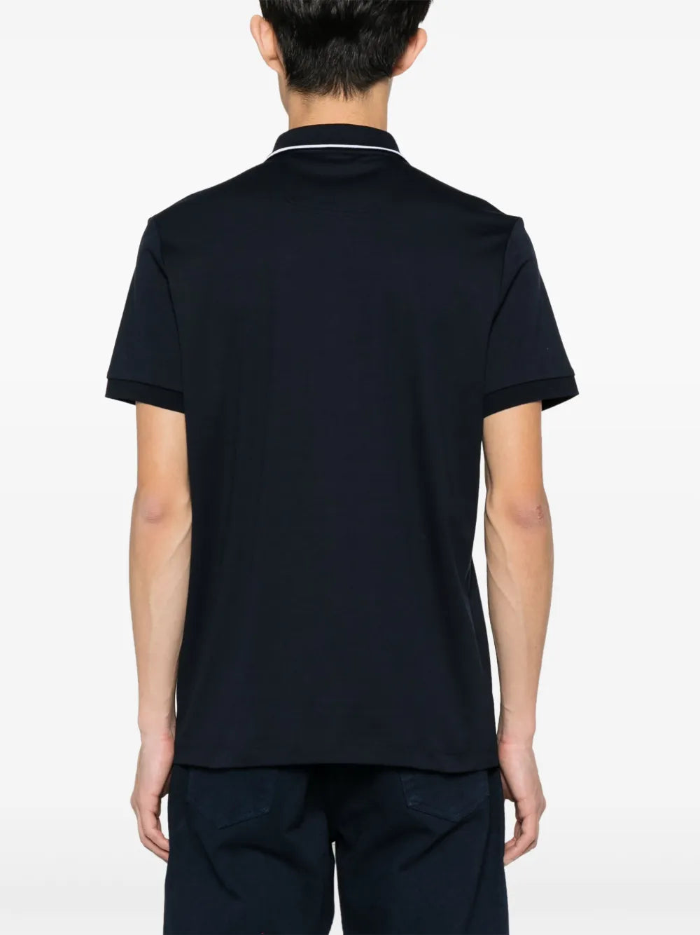 BOSS playera tipo polo con logo engomado