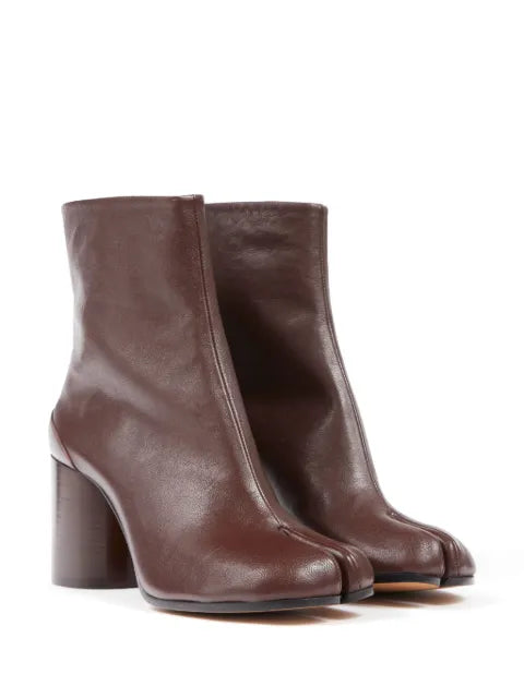 Maison Margiela botines con puntera Tabi y tacón de 80mm - Marrón - vista 2