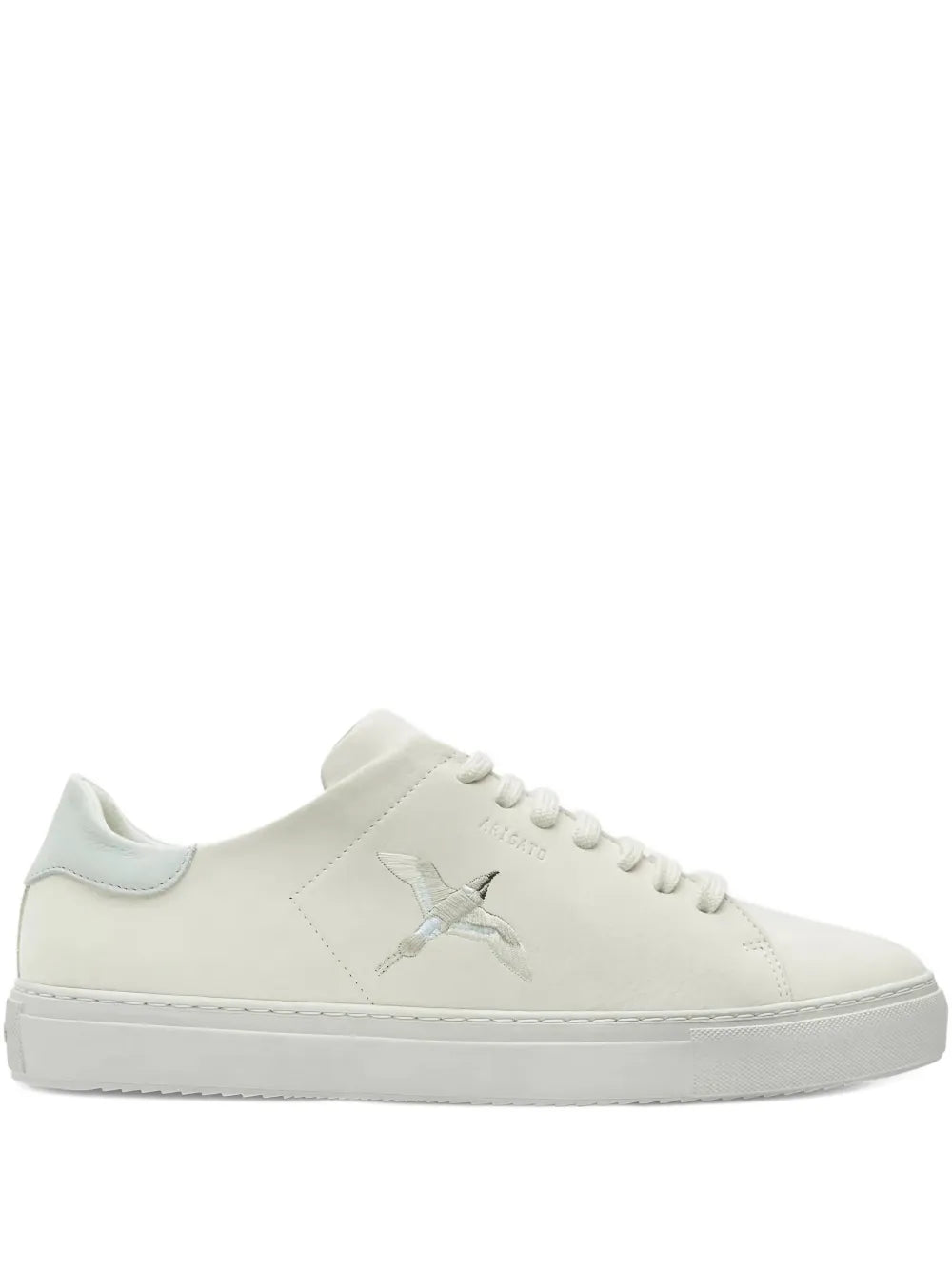 Axel Arigato tenis bajos bordados