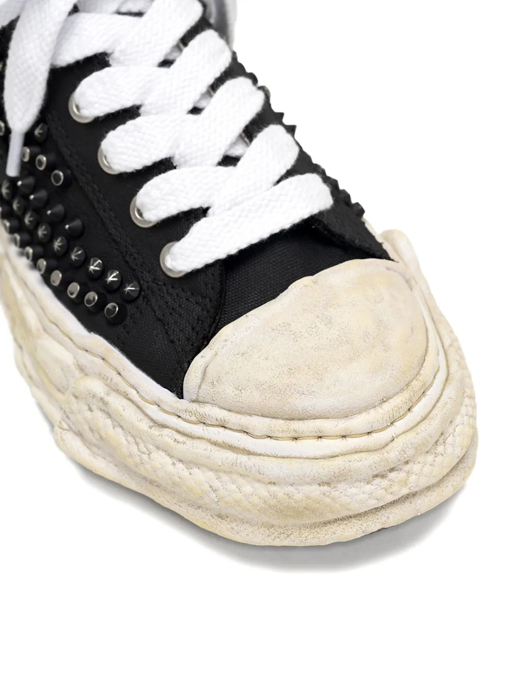 Maison MIHARA YASUHIRO tenis Peterson 23 con apliques - negro