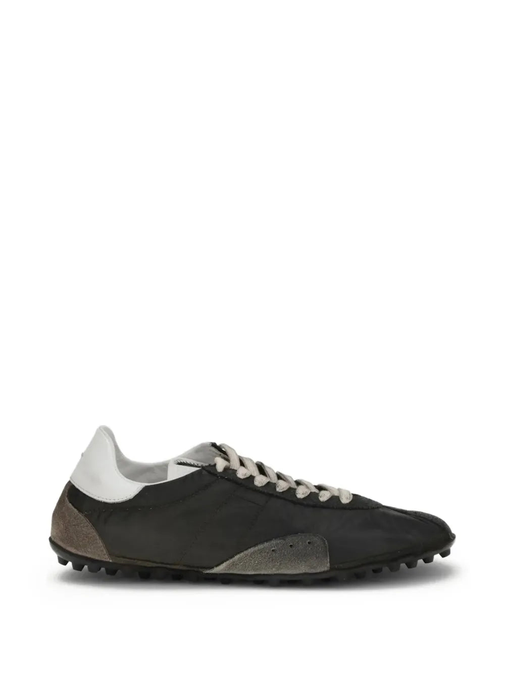 Maison Margiela tenis con agujetas