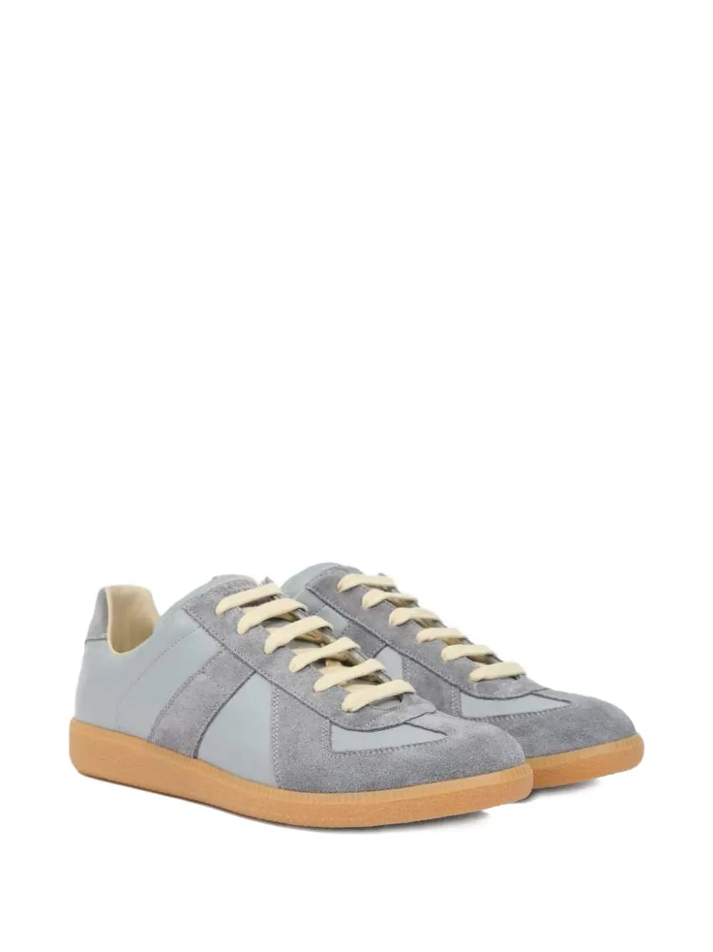 Maison Margiela tenis con agujetas