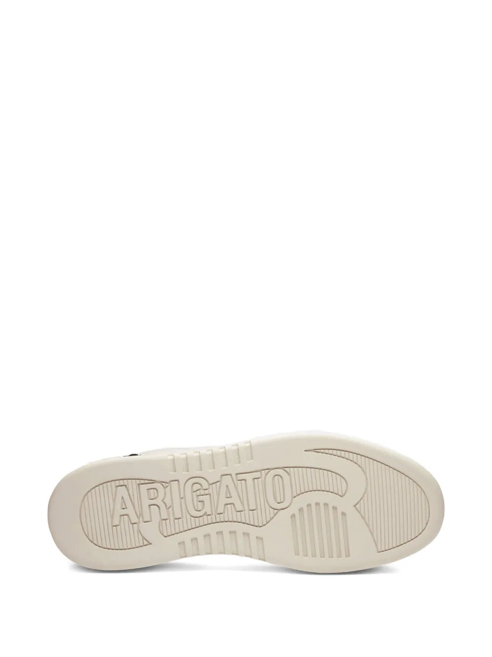 Axel Arigato tenis bajos con perforaciones