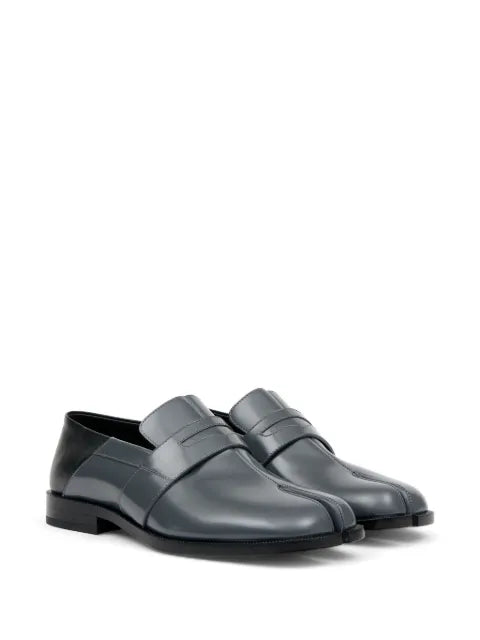 Maison Margiela mocasines Tabi - Gris - vista 2