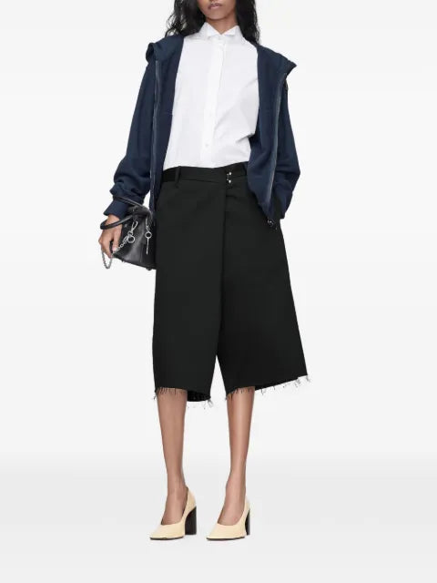 Maison Margiela shorts cruzados con bordes sin rematar - imagen 2
