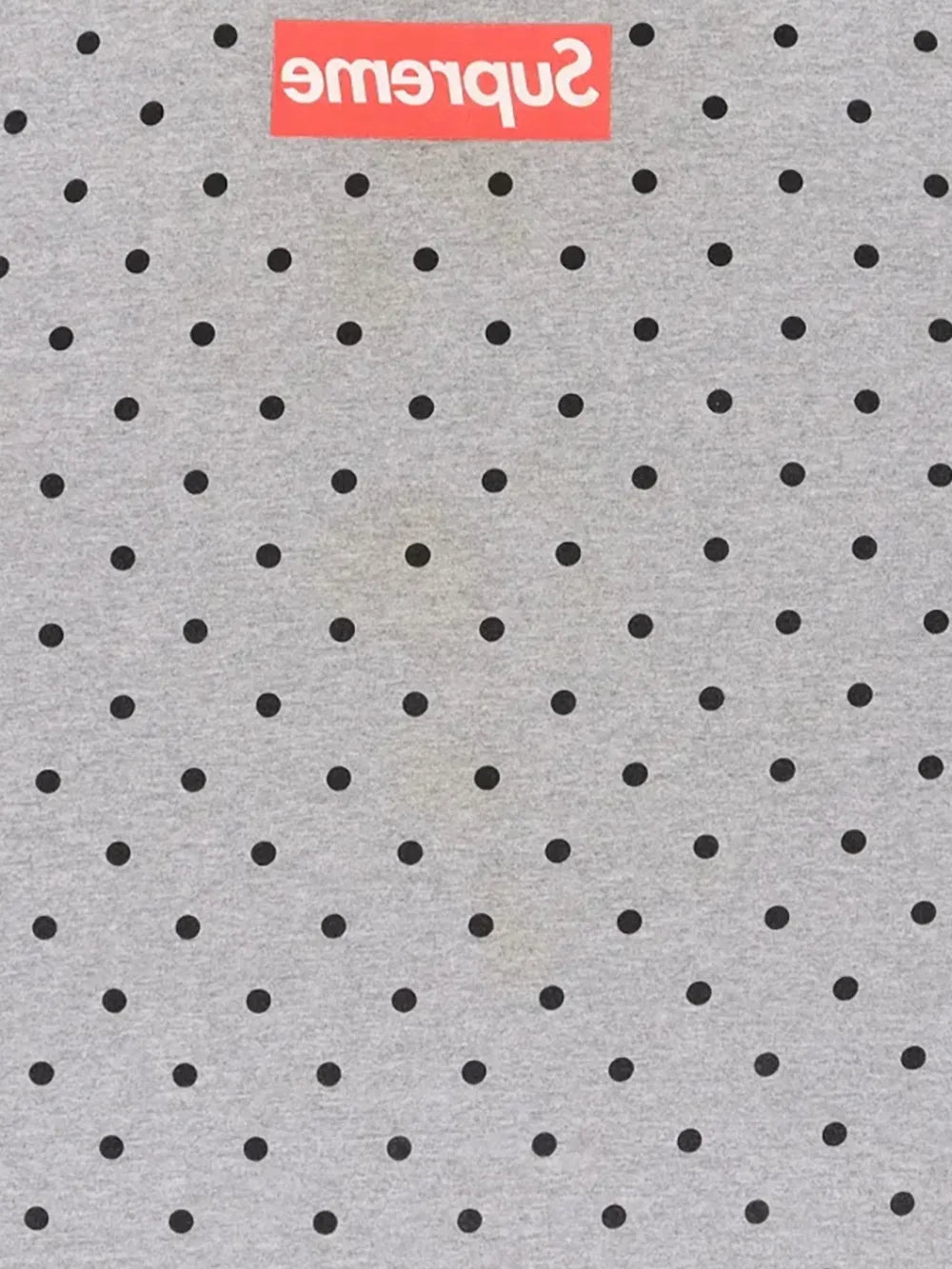 Supreme playera Box Logo con lunares en colaboración con omme Des Garçons - Gris - imagen 2