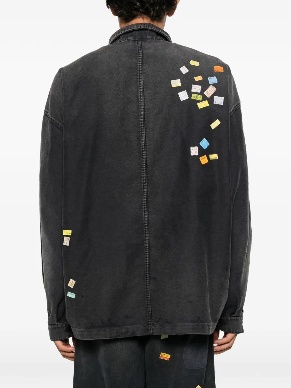 Maison MIHARA YASUHIRO sobrecamisa con pegatinas estampadas y parche - negro