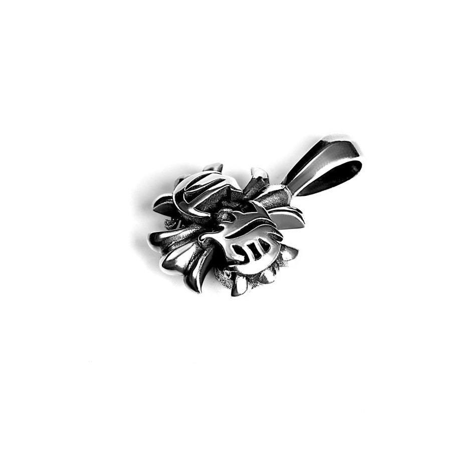 Chrome Hearts Charm con el logotipo de CH