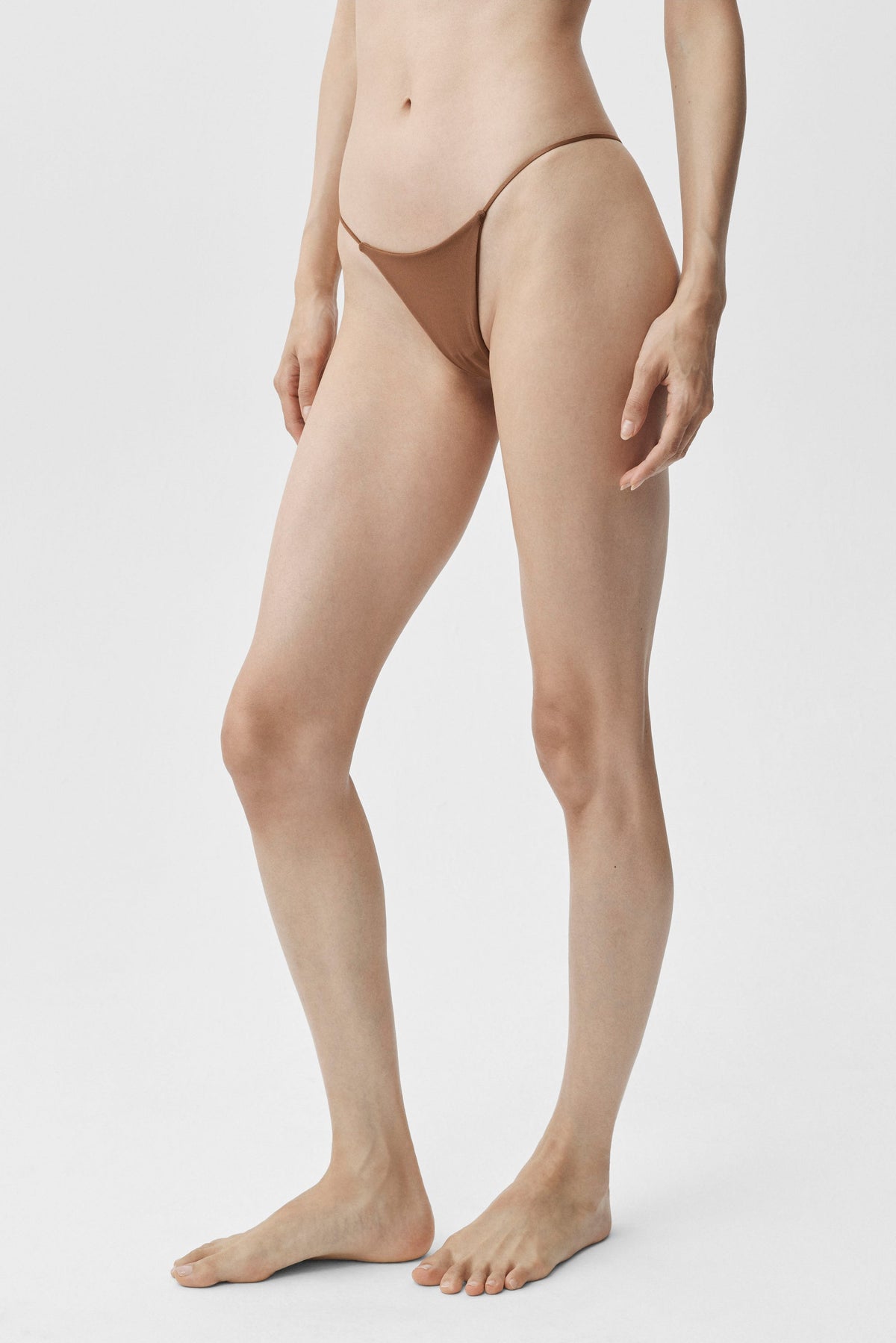 Alo Yoga Airmesh Venus Thong - Sun Kissed Brown - imagen 1