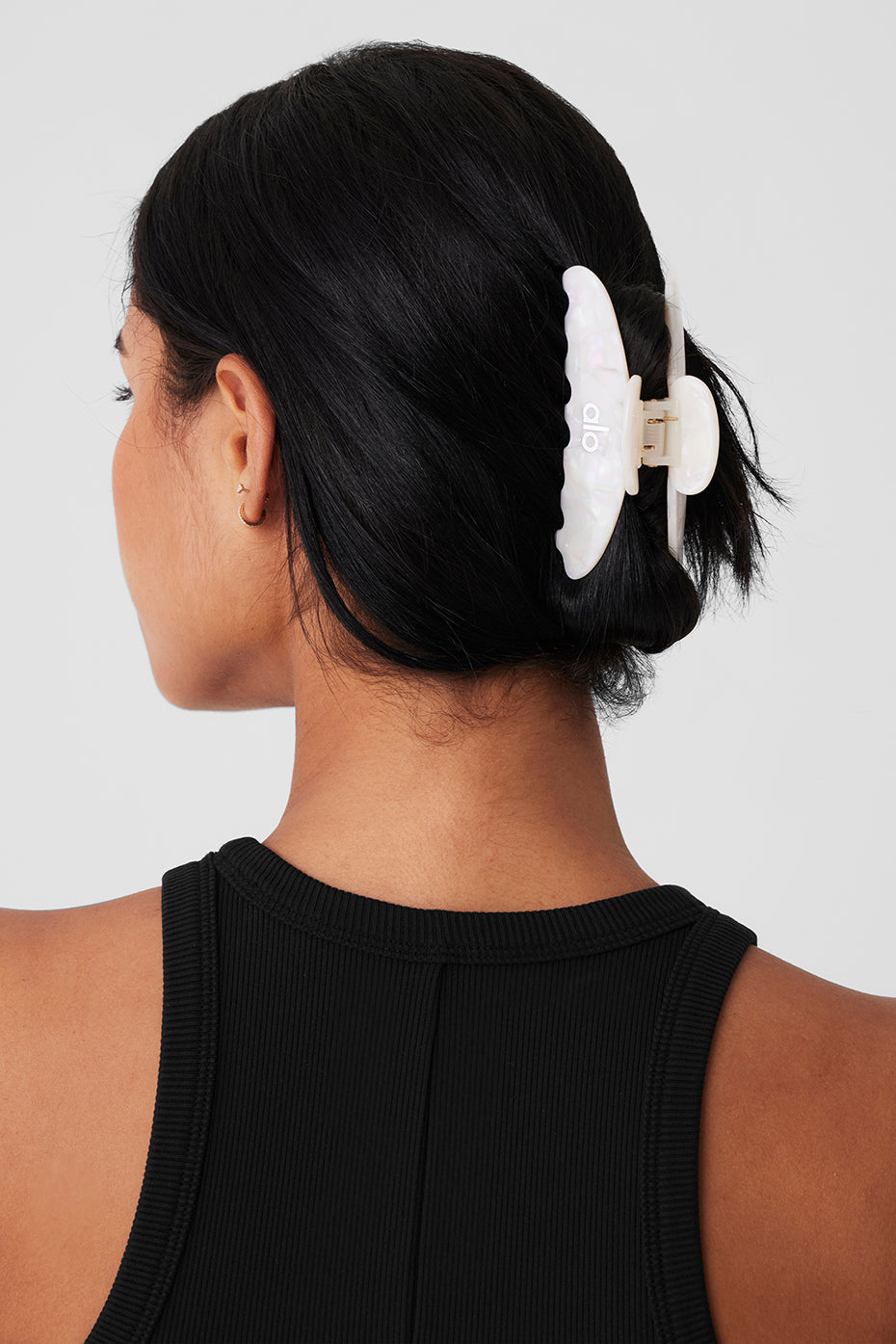 Alo Yoga 90's Claw Clip - White Pearl - imagen 4