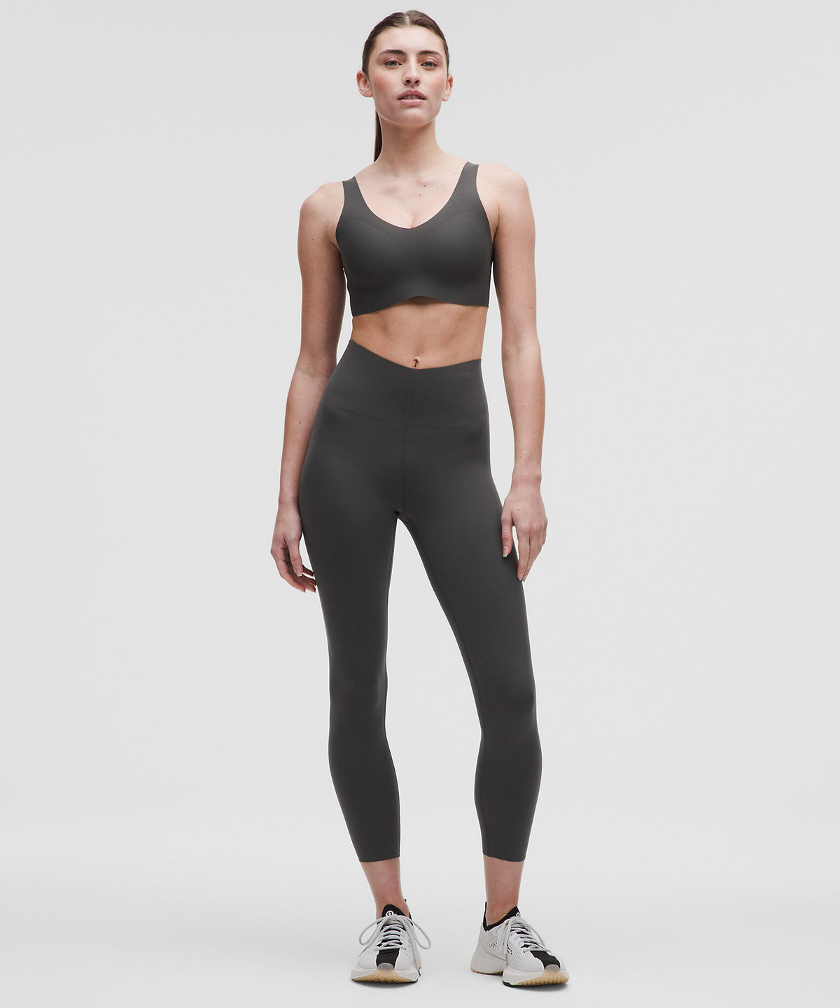 Lululemon Glow Up™ Bra Medium Support, B/C Cup - Graphite Grey - imagen 3
