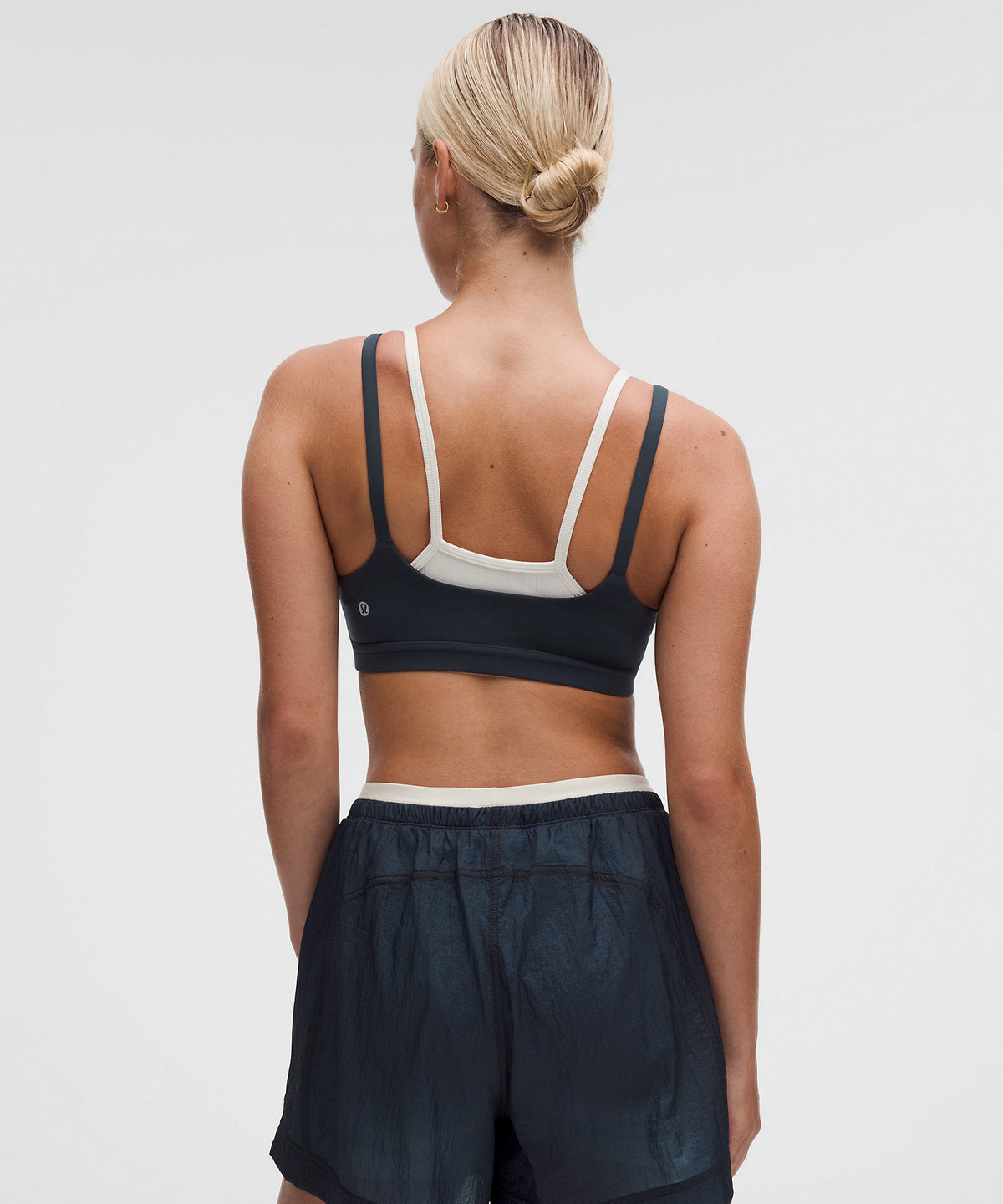 Lululemon Layered Cami-Strap Bra Light Support, C/D Cup - True Navy - imagen 2