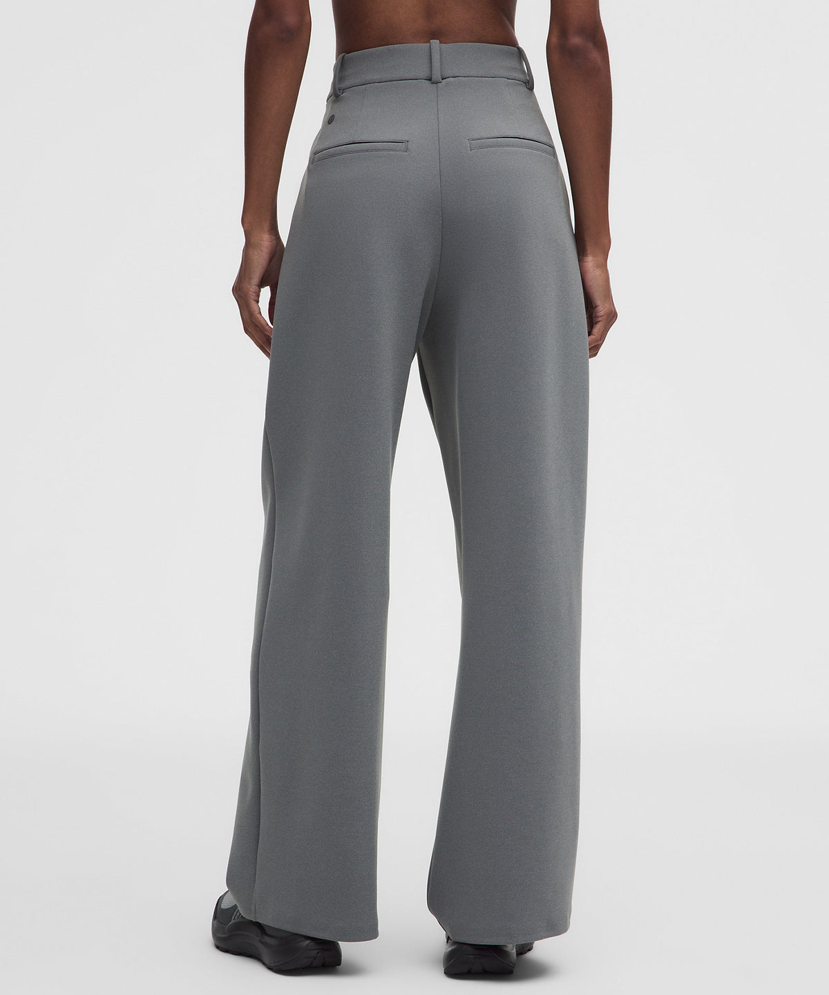 Lululemon Daydrift High-Rise Wide-Leg Trouser Short Twill - Heathered Onyx Grey - imagen 3