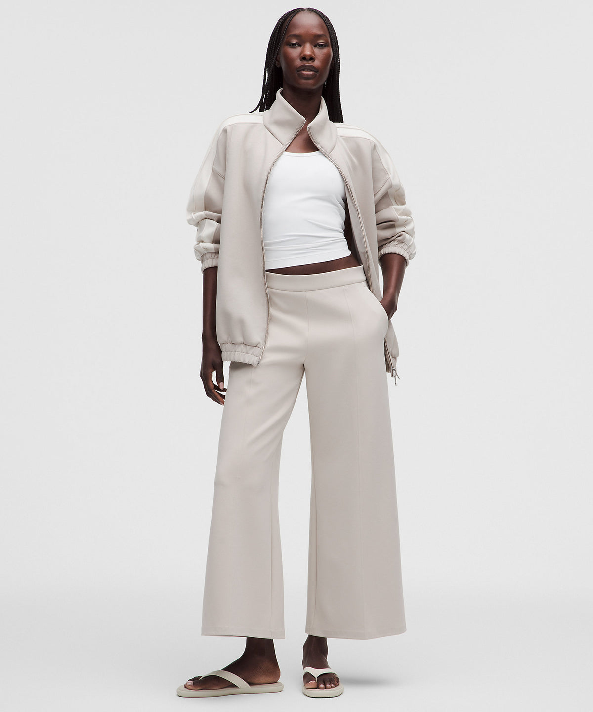 Lululemon Daydrift Mid-Rise Cropped Wide-Leg Trouser Short Twill - Heathered Sand Dollar - imagen 1