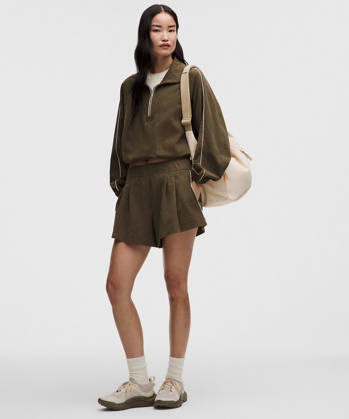 Lululemon Seersucker WovenAir High-Rise Pleated Short 3.5" - Olive Brown - imagen 1