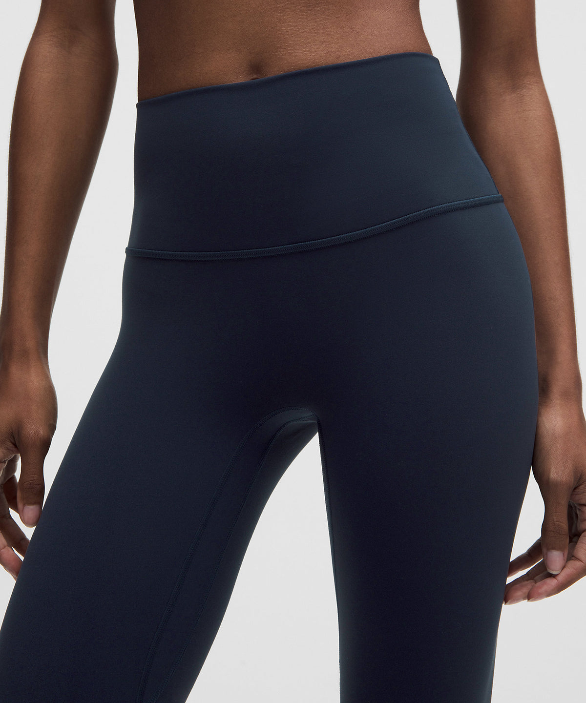 Lululemon Align No Line™ High-Rise Short 11" - True Navy - imagen 4