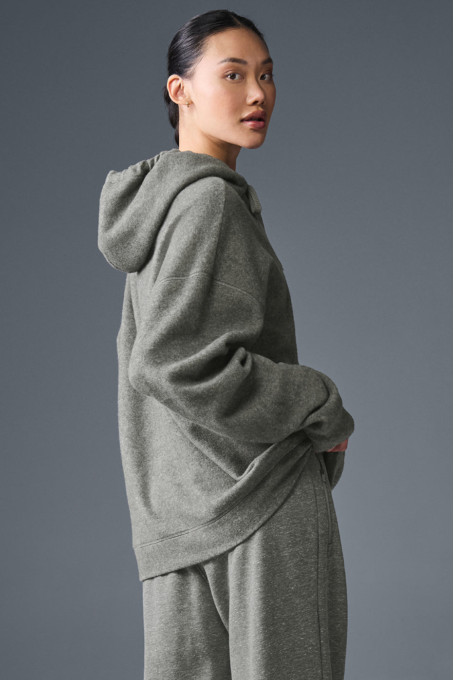 Alo Yoga Triumph Restore Hoodie - Grey Triblend - imagen 3