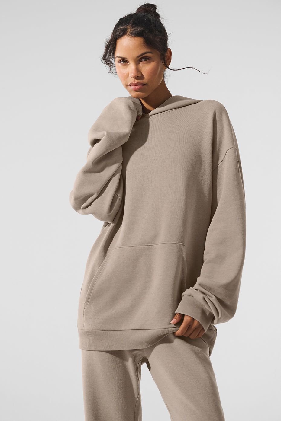 Alo Yoga Chill Vintage Wash Hoodie - Gravel Wash - imagen 1