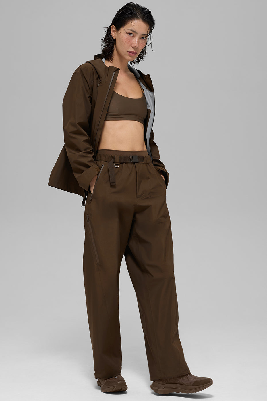 Alo Yoga Alpha Shell Jacket - Espresso - imagen 6