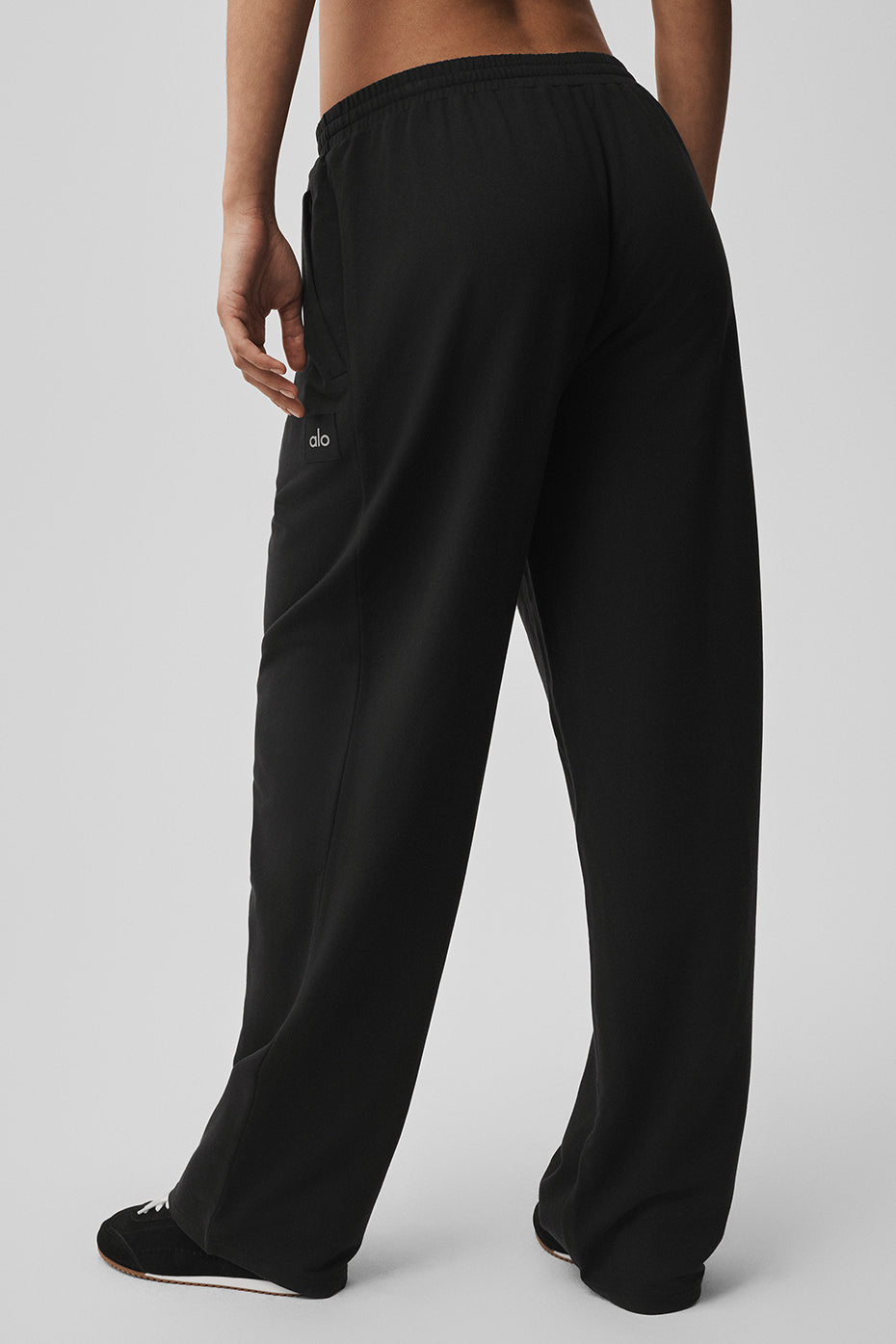 Alo Yoga Double Take Straight Leg Pant - Black - imagen 3