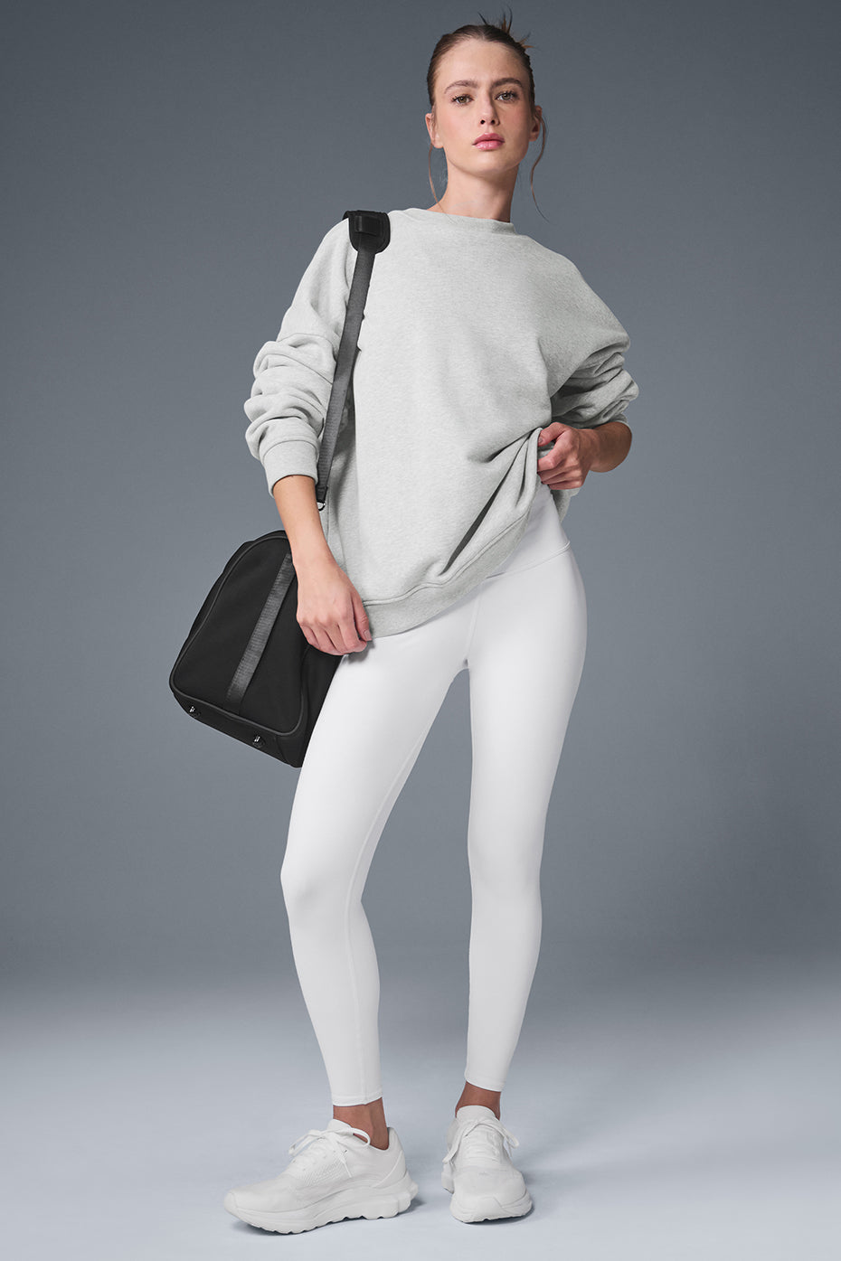 Alo Yoga Renown Heavy Weight Crew Neck Pullover - Athletic Heather Grey - imagen 4