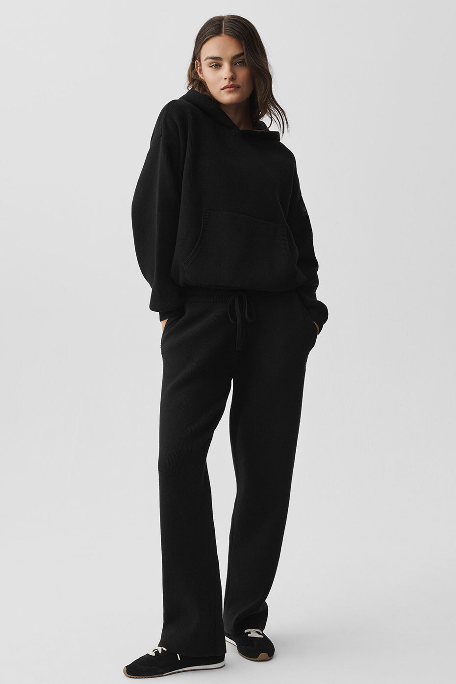 Alo Yoga Scholar Hooded Sweater - Black - imagen 5