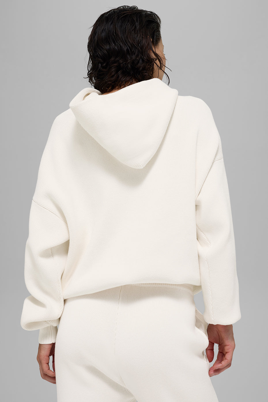 Alo Yoga Scholar Hooded Sweater - Ivory - imagen 2
