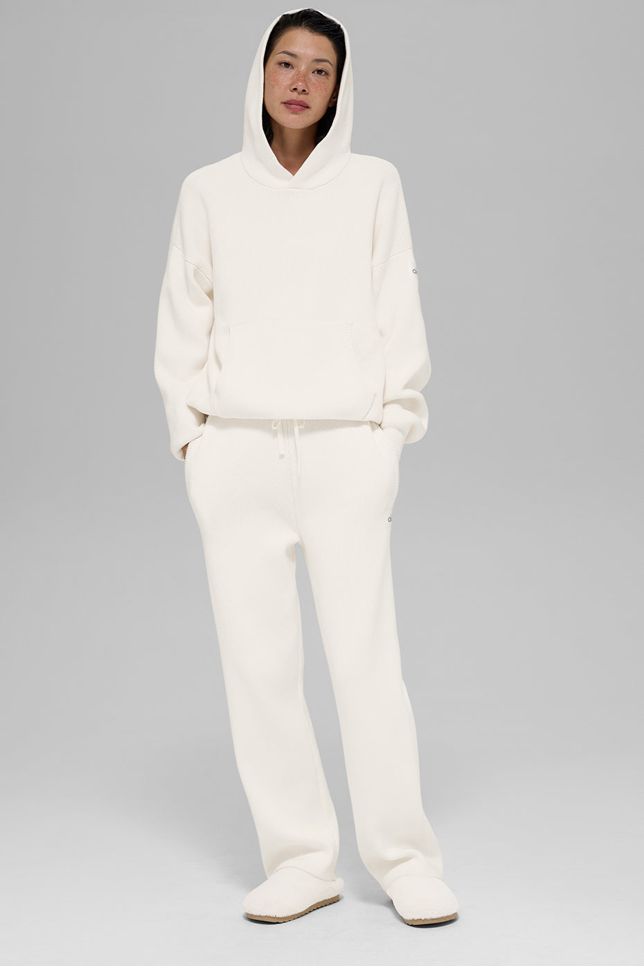 Alo Yoga Scholar Hooded Sweater - Ivory - imagen 5
