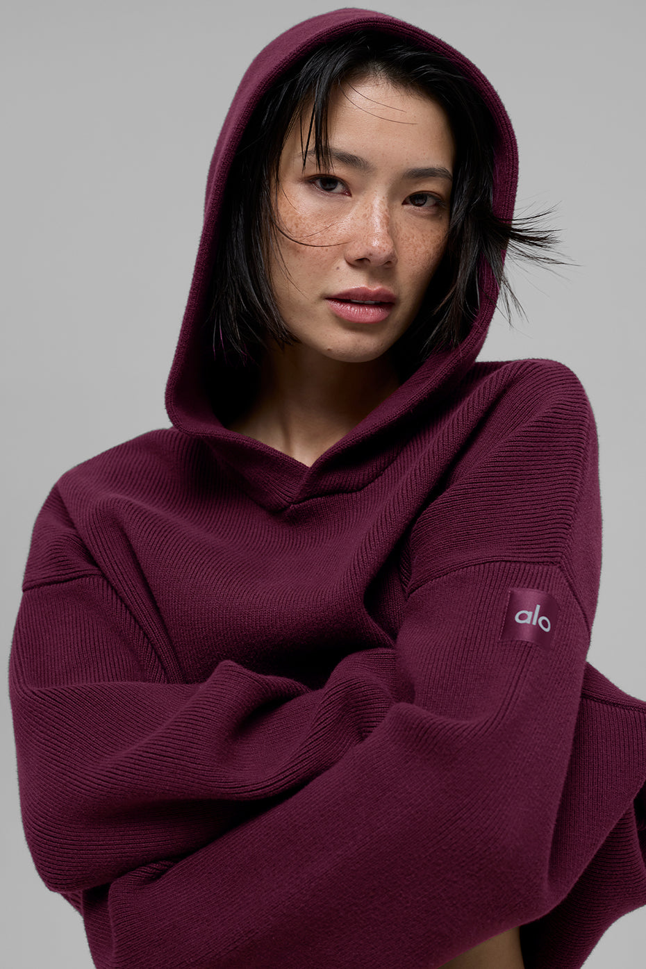 Alo Yoga Scholar Hooded Sweater - Burgundy - imagen 3