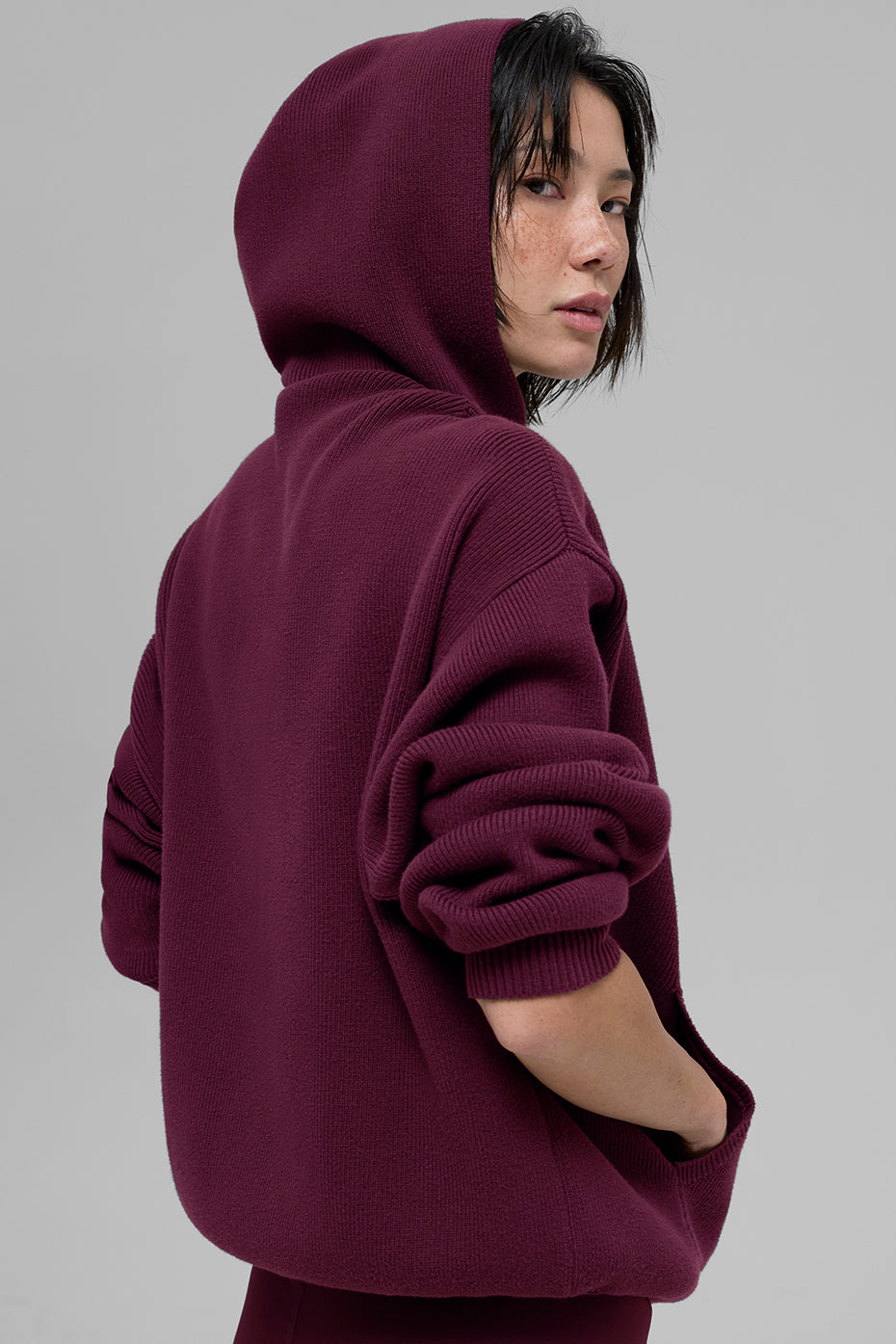 Alo Yoga Scholar Hooded Sweater - Burgundy - imagen 2