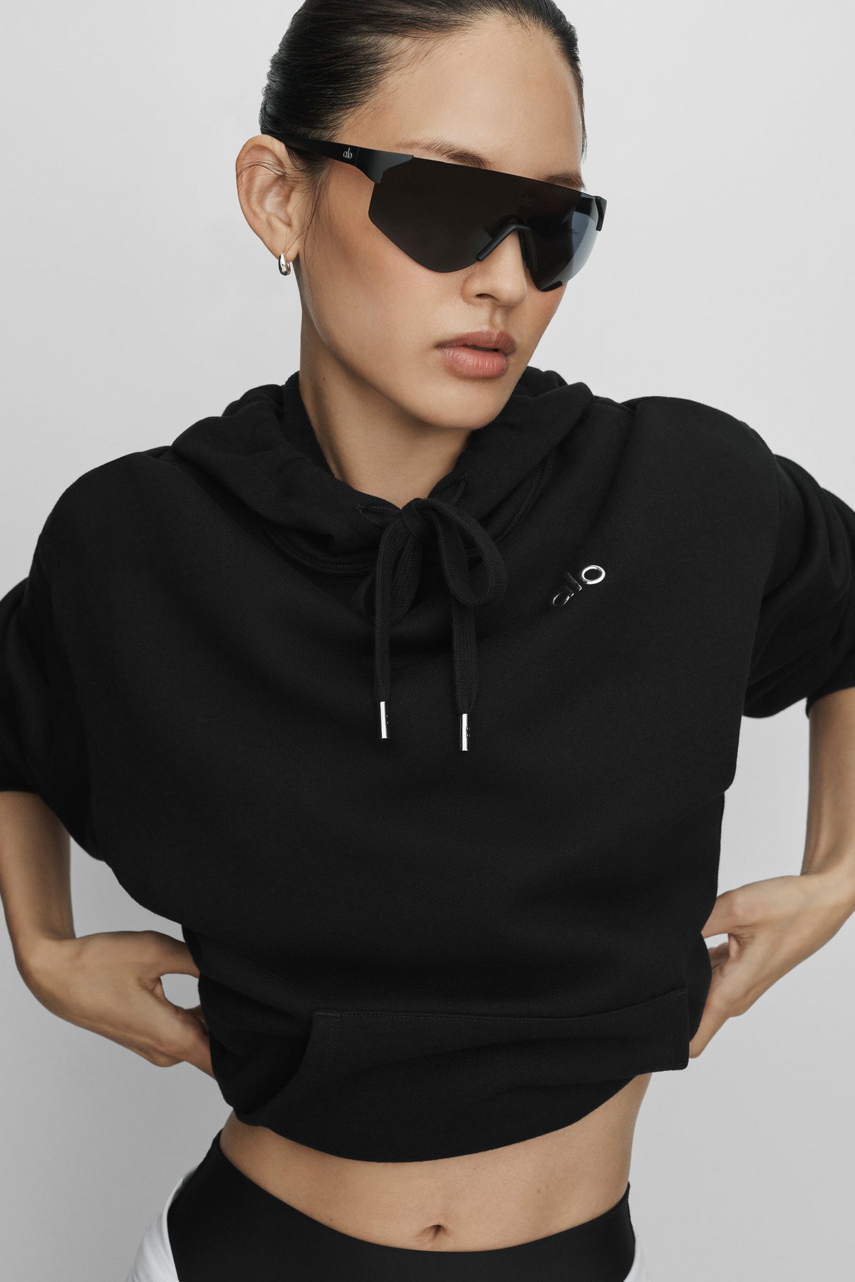 Alo Yoga Accolade Hoodie - Black - imagen 3
