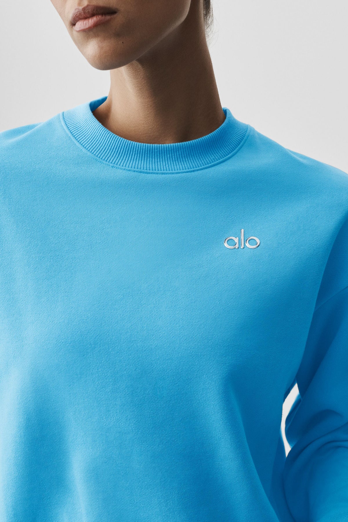 Alo Yoga Accolade Crew Neck Pullover - Azure Blue - imagen 4