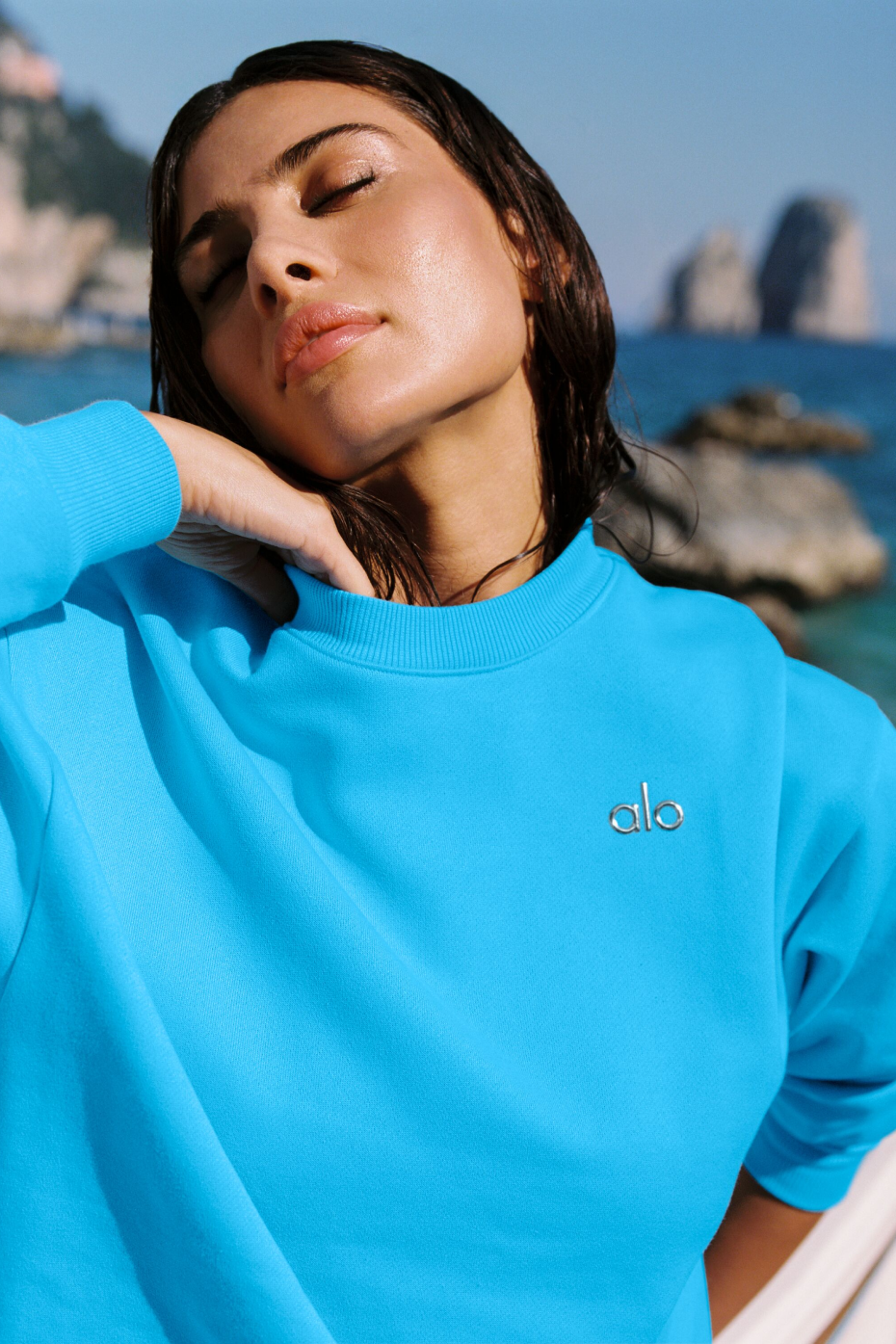 Alo Yoga Accolade Crew Neck Pullover - Azure Blue - imagen 1