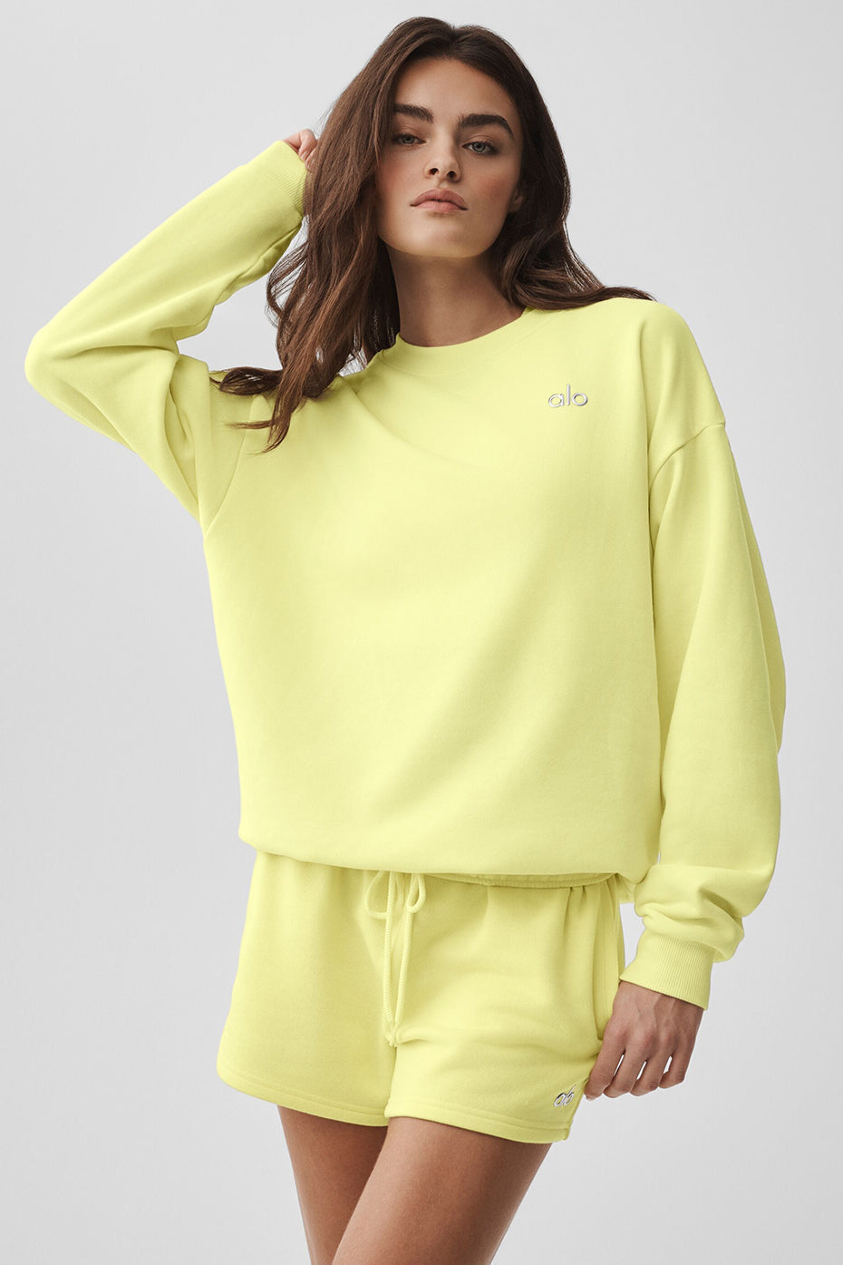 Alo Yoga Accolade Crew Neck Pullover - Sunshine - imagen 5