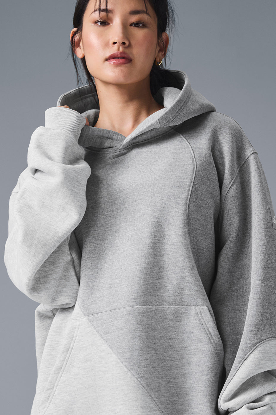 Alo Yoga Make Waves Hoodie - Athletic Heather Grey Tonal - imagen 1