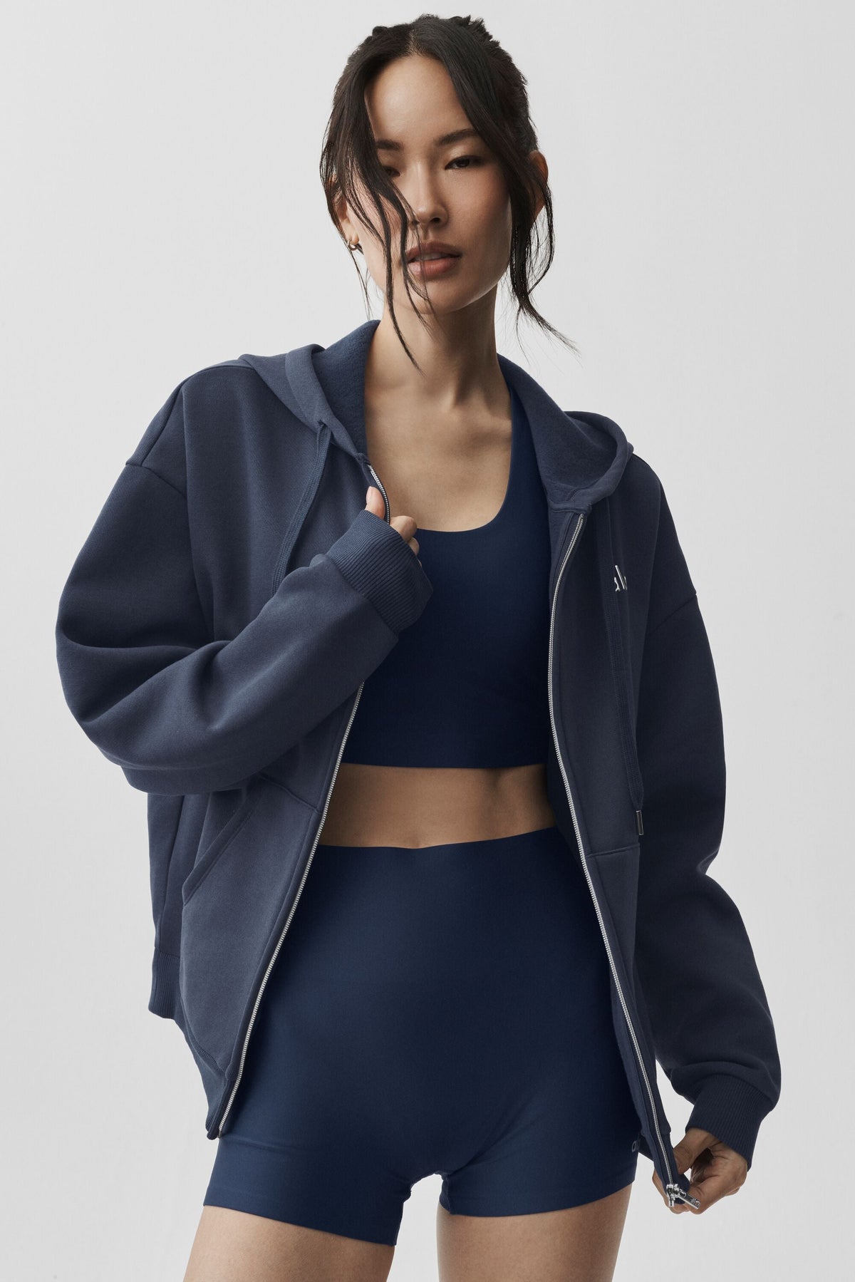 Alo Yoga Accolade Full Zip Hoodie - Navy - imagen 3
