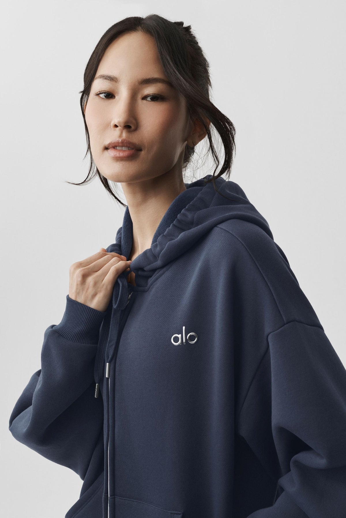 Alo Yoga Accolade Full Zip Hoodie - Navy - imagen 4