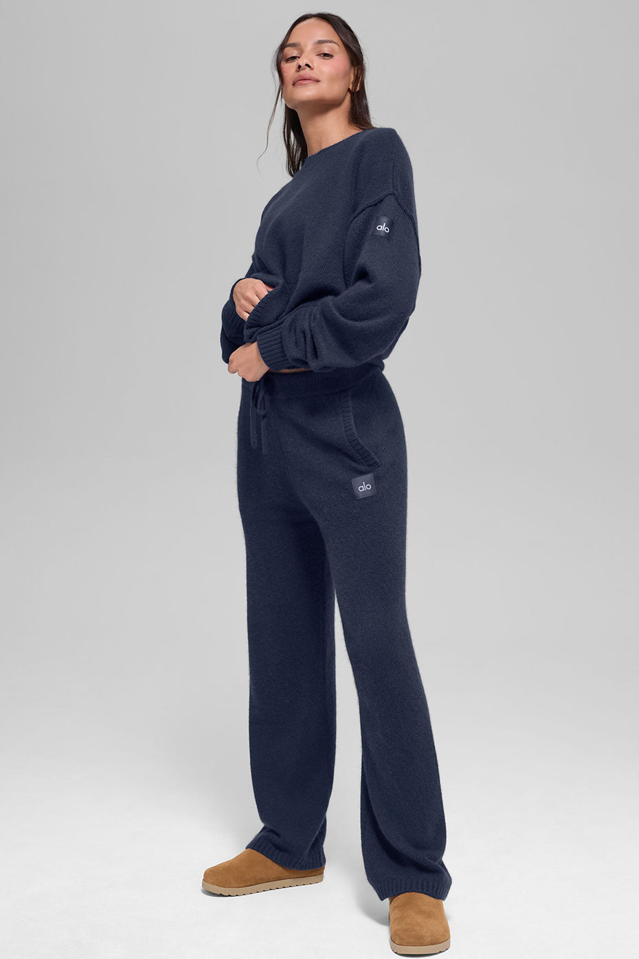 Alo Yoga Unisex Wool Cashmere New Class Crewneck Sweater - Navy - imagen 4