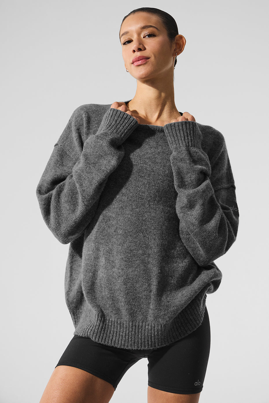 Alo Yoga Unisex Wool Cashmere New Class Crewneck Sweater - Platinum Grey - imagen 1