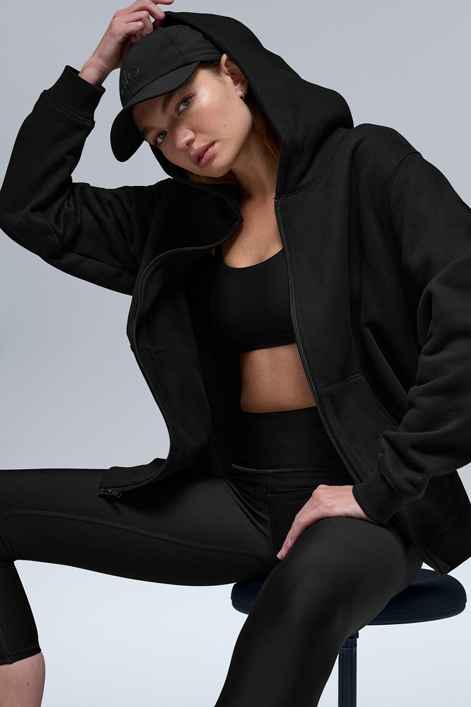 Alo Yoga Renown Heavy Weight Full Zip Hoodie - Black - imagen 4