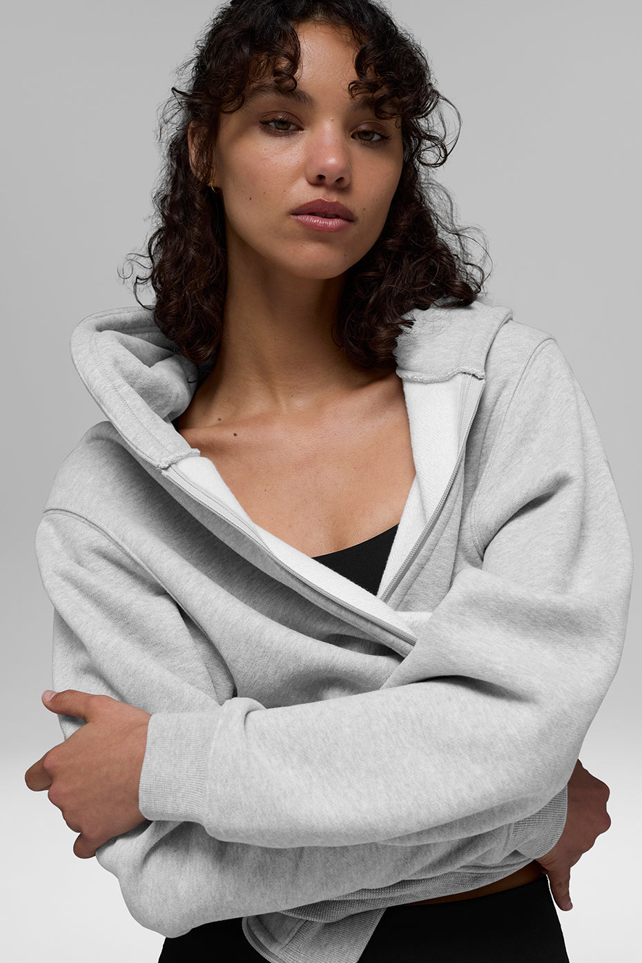 Alo Yoga Renown Heavy Weight Full Zip Hoodie - Athletic Heather Grey - imagen 4